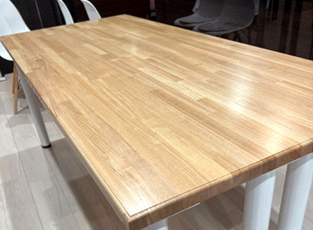 タモの集成材を使った天板オーダーサイズ　ダイニングテーブル